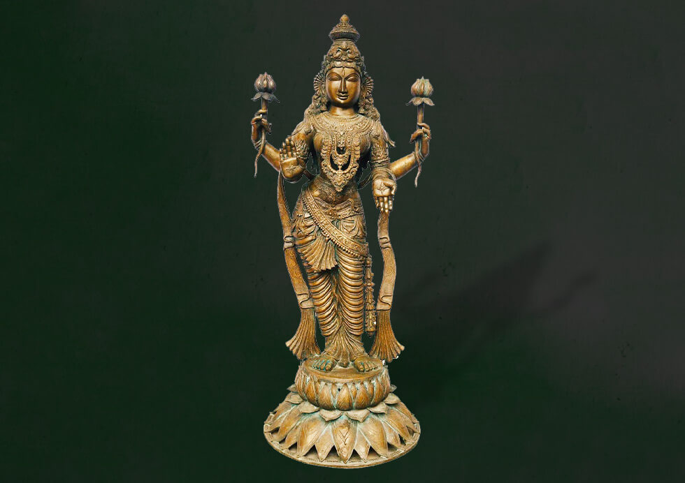 The Art and Symbolism Behind Hindu God Statues