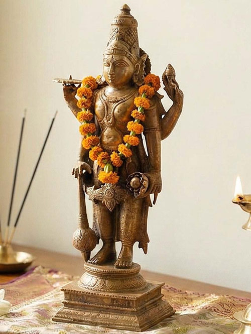 Small Copper Statue Of Chaturbhuj Vishnu