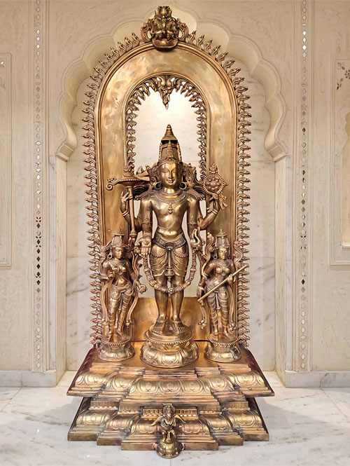 Pala Style Bronze Idol of Vishnu with Lakshmi and Saraswati